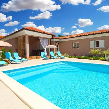 Villa Olgica 2269 Pula Ngoại thất bức ảnh