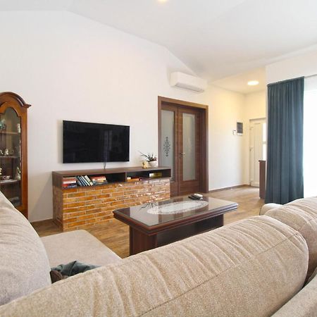 Villa Olgica 2269 Pula Ngoại thất bức ảnh