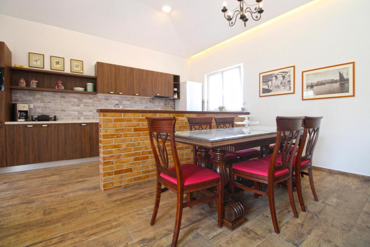 Villa Olgica 2269 Pula Ngoại thất bức ảnh