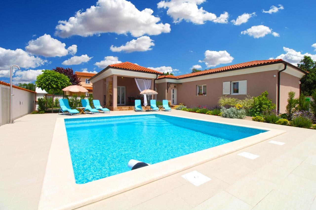 Villa Olgica 2269 Pula Ngoại thất bức ảnh